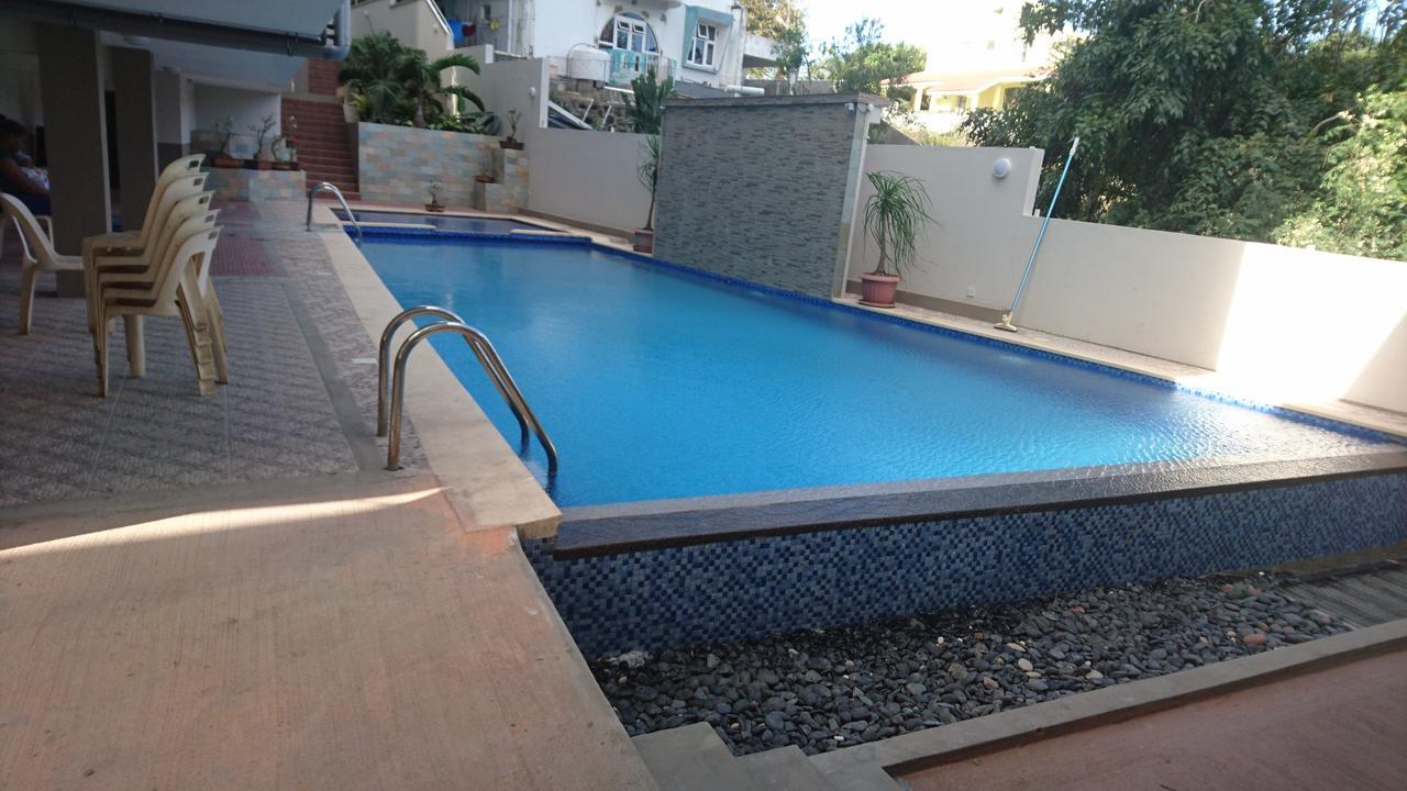 Luxor Appartement Flic en Flac Ngoại thất bức ảnh